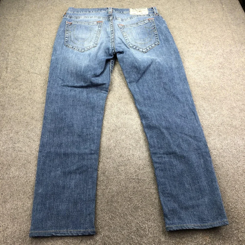True Religion Geno Jeans Mens 34 Blue Medium Wash Relaxed Slim Straight Denim
